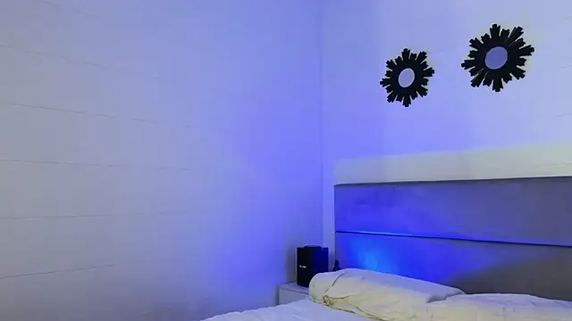 Megan Kira online show from 31, 5, 2026