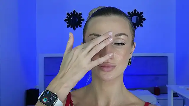 Megan Kira online show from 13, 7, 2026