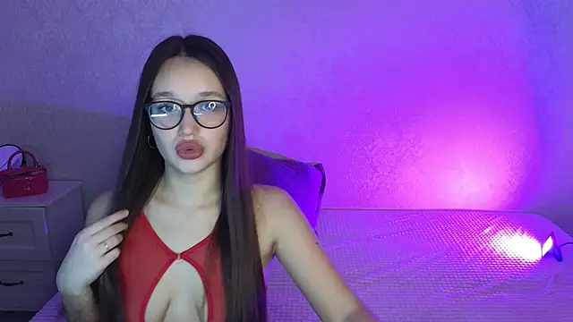 Megan Kira online show from 14, 2, 2025