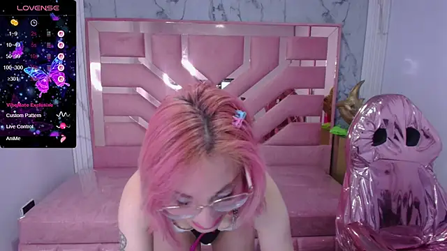 abril ch  online show from 5, 3, 2026