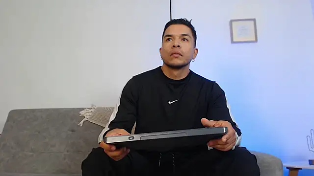 estebandelouis online show from 6, 7, 2026