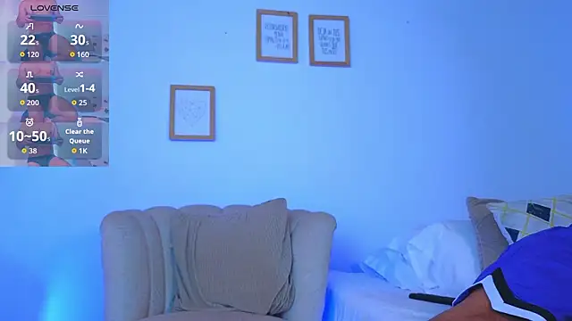 Snapshot of estebandelouis chatting on 8, 3, 2026 estebandelouis online show from 8, 3, 2026