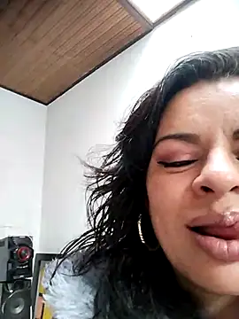 NATHALIA-28  online show from 26, 2, 2025