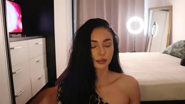 IvyKaelani online show from 25, 3, 2026