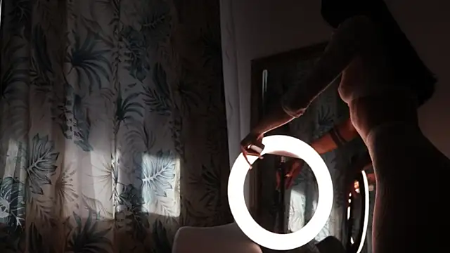 Snapshot of IvyKaelani chatting on 21, 11, 2025 IvyKaelani online show from 21, 11, 2025