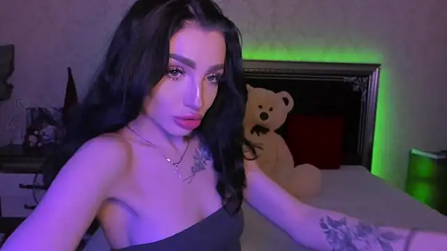 NancyLovee  online show from 12, 2, 2025