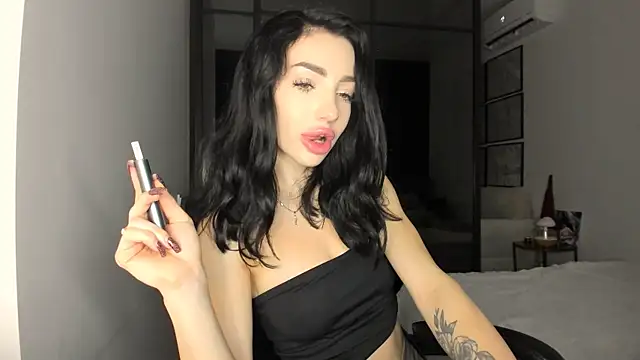 NancyLovee  online show from 17, 10, 2025