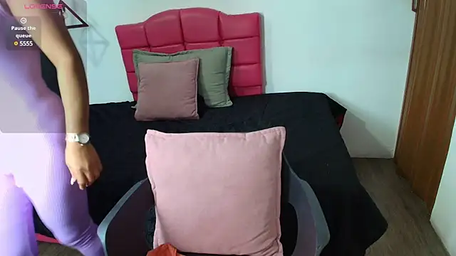 ScarleetJhonson  online show from 20, 3, 2025