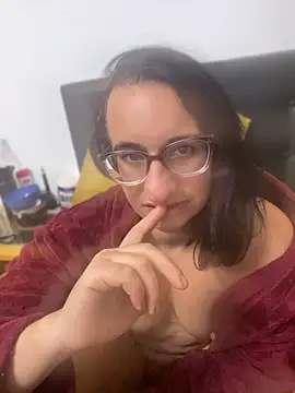 Snapshot of gloria7v05 chatting on 18, 6, 2026 gloria7v05 online show from 18, 6, 2026