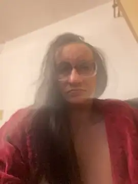 Snapshot of gloria7v05 chatting on 11, 6, 2026 gloria7v05 online show from 11, 6, 2026