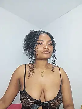 Snapshot of gianna_smith chatting on 9, 5, 2026 gianna smith online show from 9, 5, 2026
