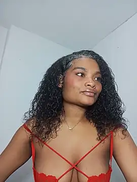 Snapshot of gianna_smith chatting on 17, 5, 2026 gianna smith online show from 17, 5, 2026