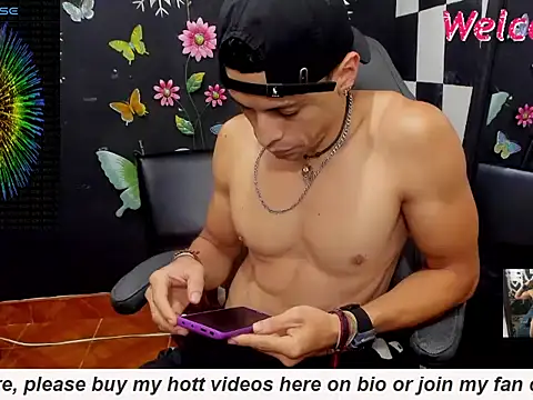 MikeRose94 online show from 7, 2, 2026