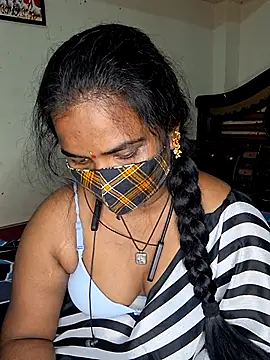 anitha906 online show from 13, 2, 2025