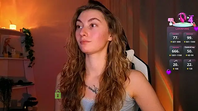 lady curls online show from 4, 6, 2026