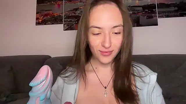 EmilyWi  online show from 5, 5, 2026