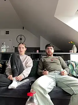 MrAndMrsSavage online show from 14, 3, 2025