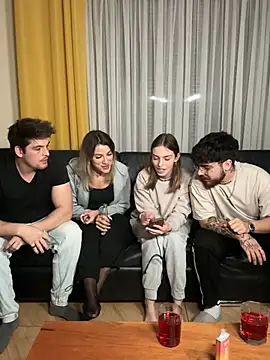 MrAndMrsSavage online show from 11, 3, 2025