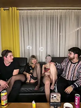 MrAndMrsSavage online show from 14, 3, 2025