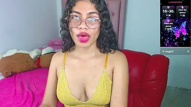 Snapshot of Cynthia_hazel chatting on 21, 3, 2025 Cynthia hazel online show from 21, 3, 2025