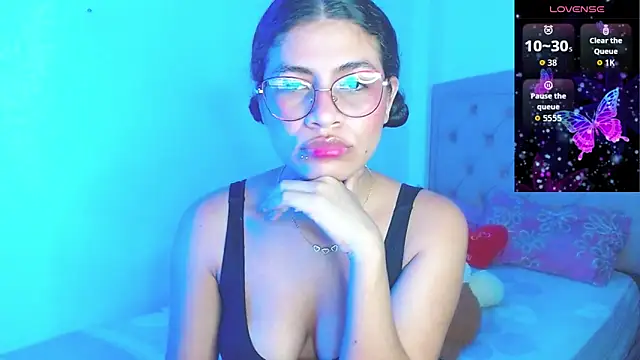 Snapshot of Cynthia_hazel chatting on 30, 9, 2025 Cynthia hazel online show from 30, 9, 2025