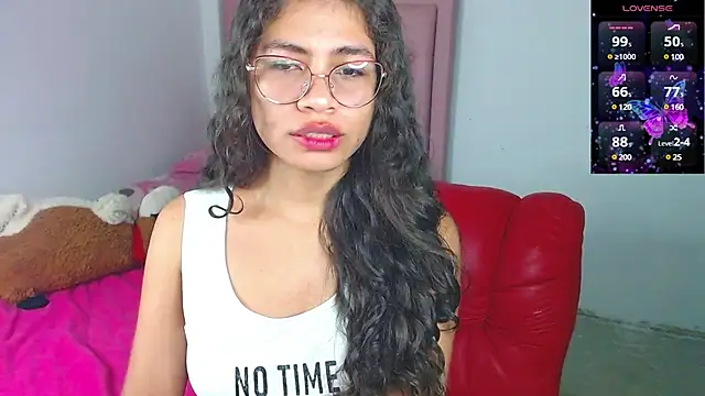 Snapshot of Cynthia_hazel chatting on 5, 3, 2025 Cynthia hazel online show from 5, 3, 2025