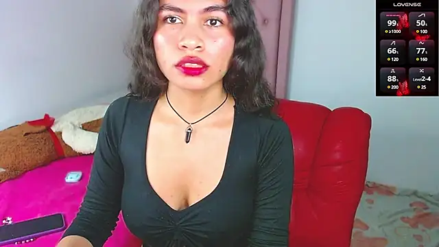 Snapshot of Cynthia_hazel chatting on 9, 12, 2024 Cynthia hazel online show from 9, 12, 2024