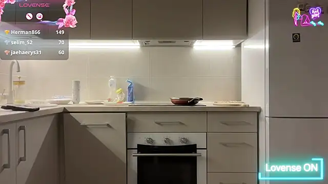 YeKaterinas online show from 21, 4, 2026