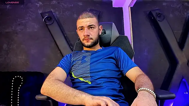 MaximusDick1  online show from 24, 9, 2025