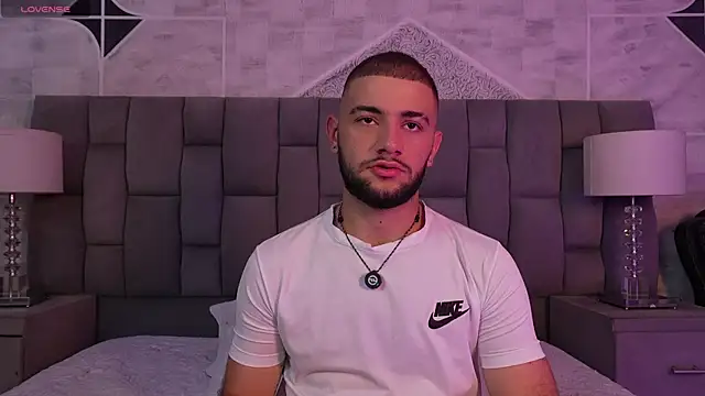 MaximusDick1  online show from 18, 12, 2025