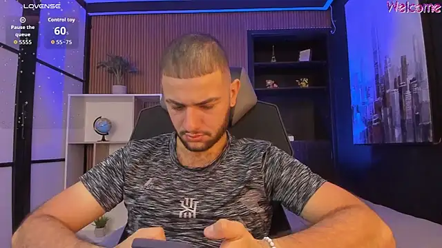 MaximusDick1  online show from 26, 3, 2026