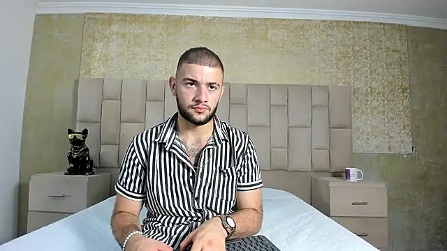 MaximusDick1  online show from 23, 11, 2025