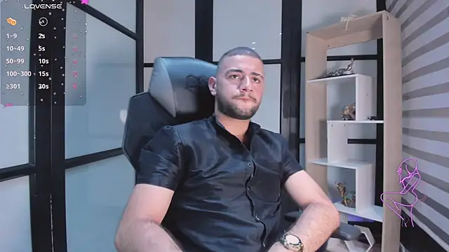 MaximusDick1  online show from 27, 9, 2025