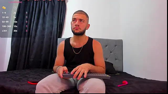 MaximusDick1  online show from 3, 12, 2025