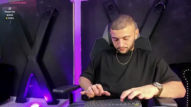 MaximusDick1  online show from 2, 10, 2025