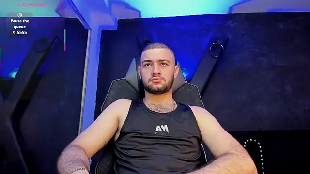 MaximusDick1  online show from 14, 9, 2025