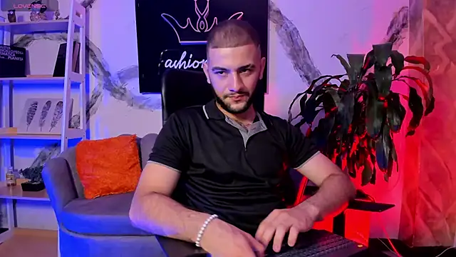 MaximusDick1  online show from 7, 1, 2026