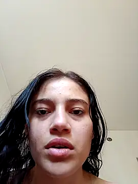 Snapshot of Virgin_Pussy_Love chatting on 3, 6, 2026 Virgin Pussy Love online show from 3, 6, 2026