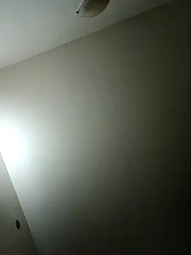 Virgin Pussy Love online show from 6, 1, 2026