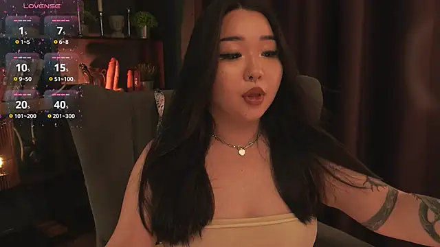 Snapshot of mei_honey_ chatting on 14, 10, 2025 mei honey online show from 14, 10, 2025