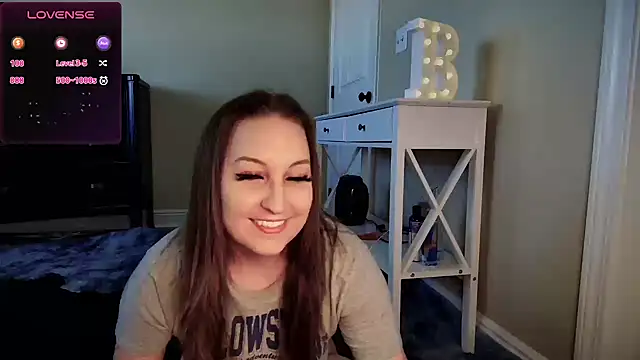 Brooklyn Bee online show from 20, 1, 2025