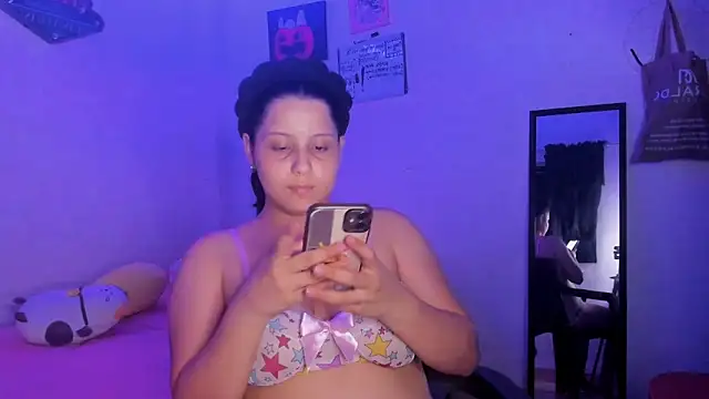 Sophie  Carter  online show from 6, 11, 2025