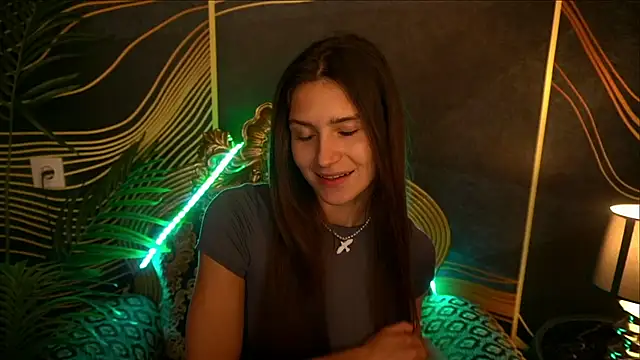 Snapshot of ValeryRoyale chatting on 18, 3, 2025 ValeryRoyale online show from 18, 3, 2025
