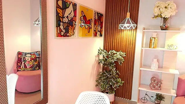 Snapshot of Dalila_Sky chatting on 18, 10, 2025 Dalila Sky online show from 18, 10, 2025