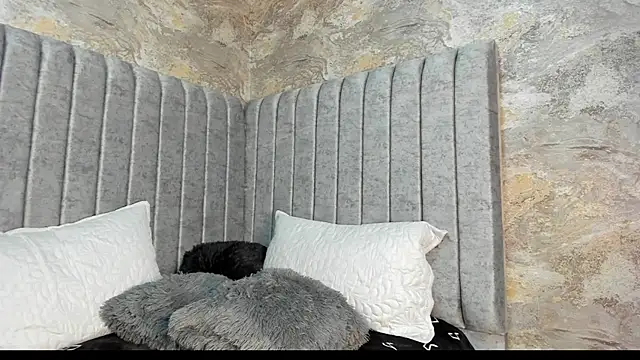 andy 0018 online show from 5, 3, 2025