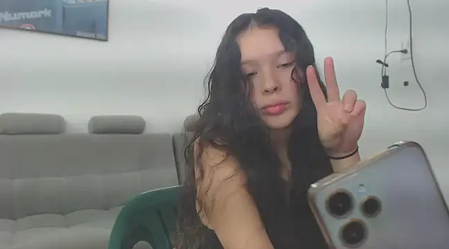 Snapshot of Yeimi360 chatting on 20, 3, 2025 Yeimi360 online show from 20, 3, 2025