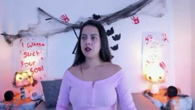 LunaSmitt online show from 15, 10, 2025