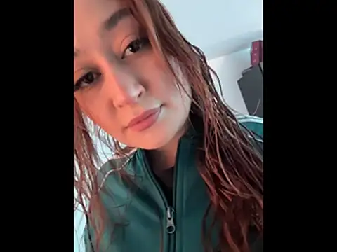 SalommeFlores online show from 11, 11, 2025