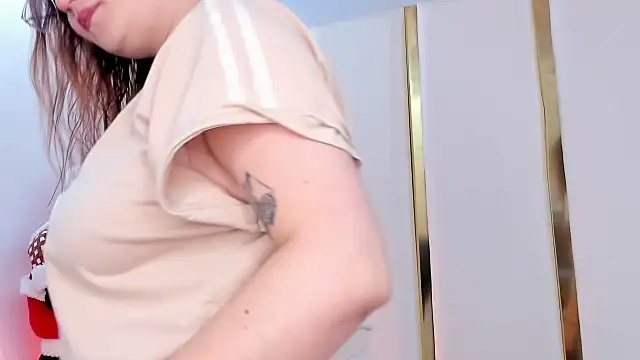 SalommeFlores online show from 23, 11, 2025