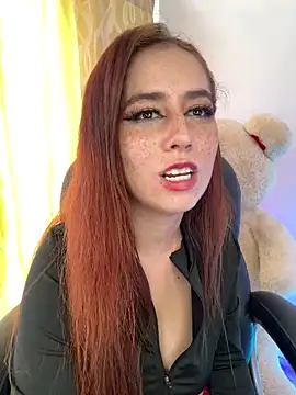 Snapshot of HannaSmiith chatting on 28, 2, 2025 HannaSmiith online show from 28, 2, 2025